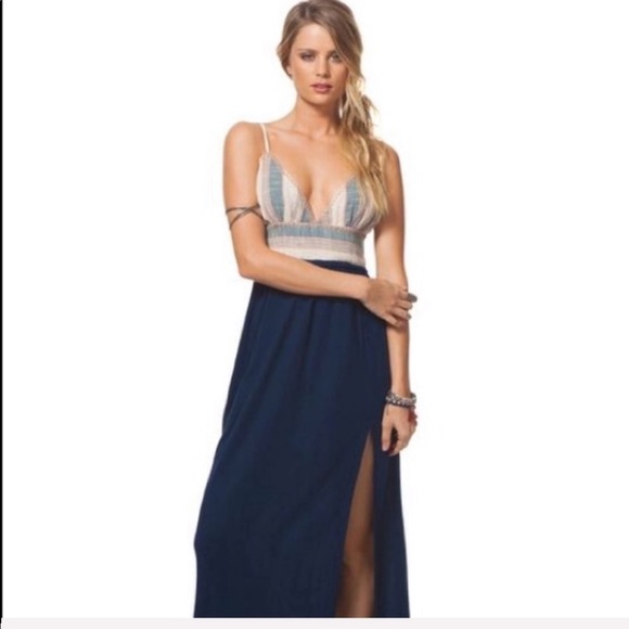 🌼🌴RIP CURL- MAXI DRESS🌴🌼 - Picture 3 of 8